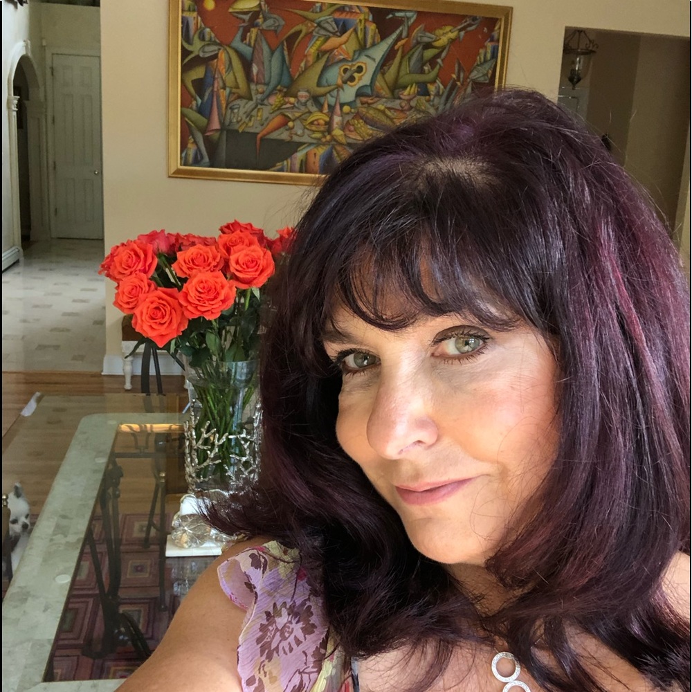 Meet your Posher, Marina